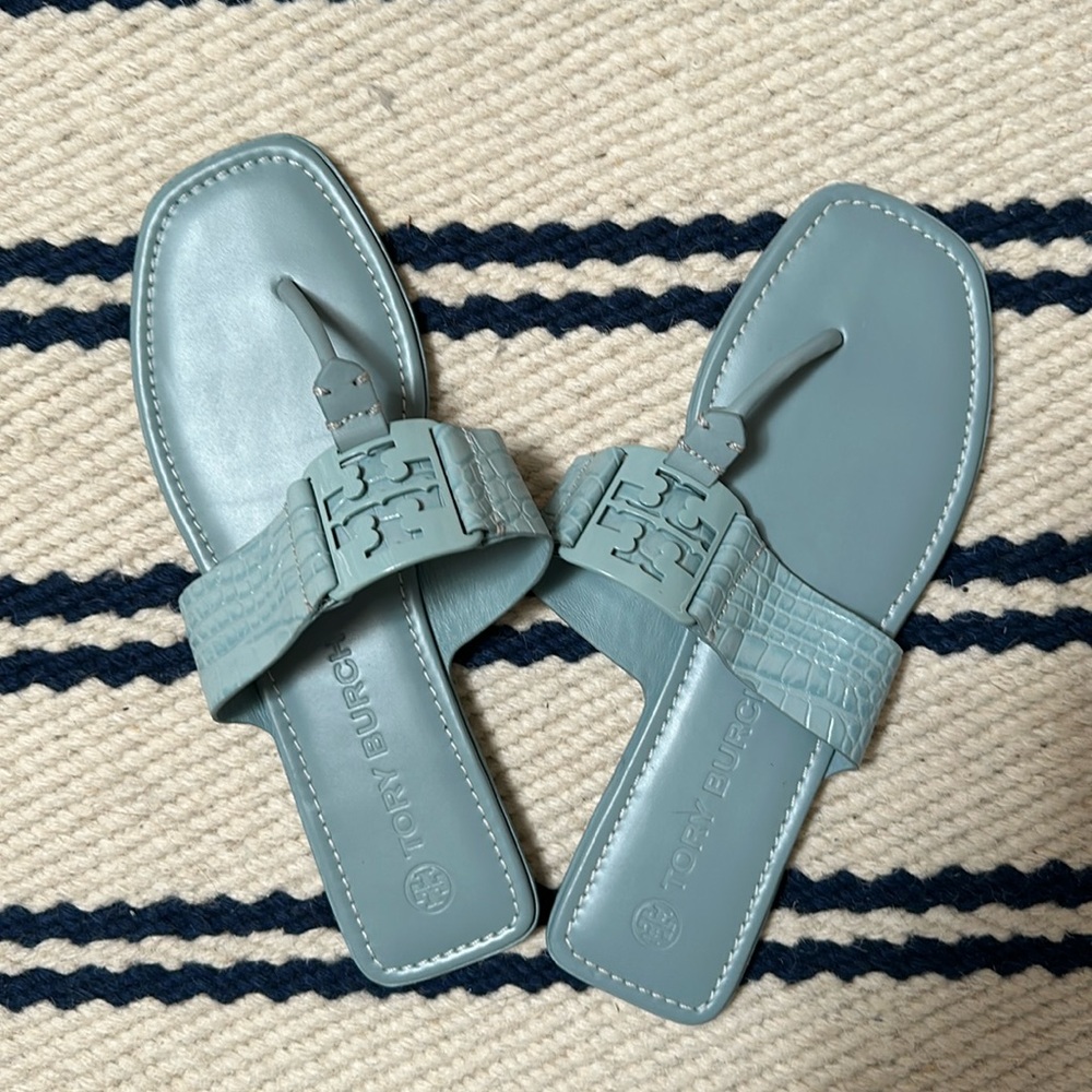 Tory Burch Aqua sandals size 11